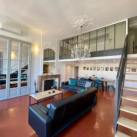 Les Du Cours & Spa Apartment *